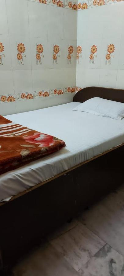Mj Chawla Homestay Double Bed Attached Bathroom Room Amritsar Eksteriør bilde