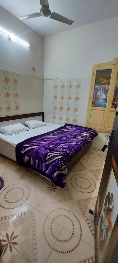 Mj Chawla Homestay Double Bed Attached Bathroom Room Amritsar Eksteriør bilde
