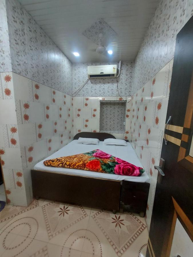 Mj Chawla Homestay Double Bed Attached Bathroom Room Amritsar Eksteriør bilde